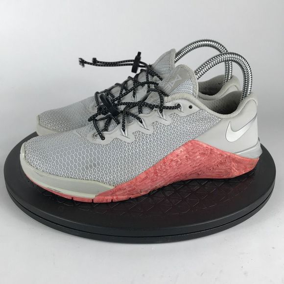 Nike Metcon 5 Gray/Pink Athletic Training Shoes AO2982-004 Women’s Size 6.5 - Picture 1 of 12